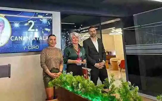 RE/MAX Dora 2025 Yılı Ciro 2.si Tören