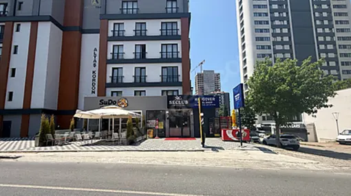 Kordonboyu cadde üzerinde kiracılı satılık dükkan 13.5 yıl amortisman